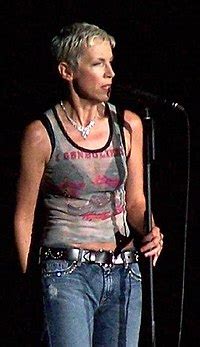 Annie Lennox – Wikipedia